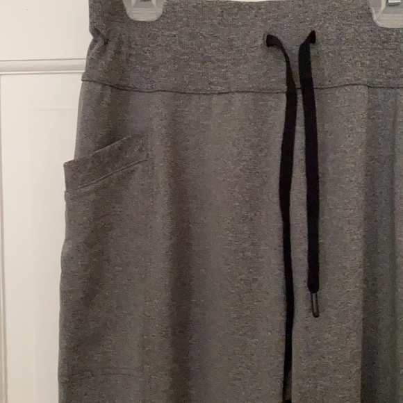 PERFECT Gray Jogger - Picture 2 of 7